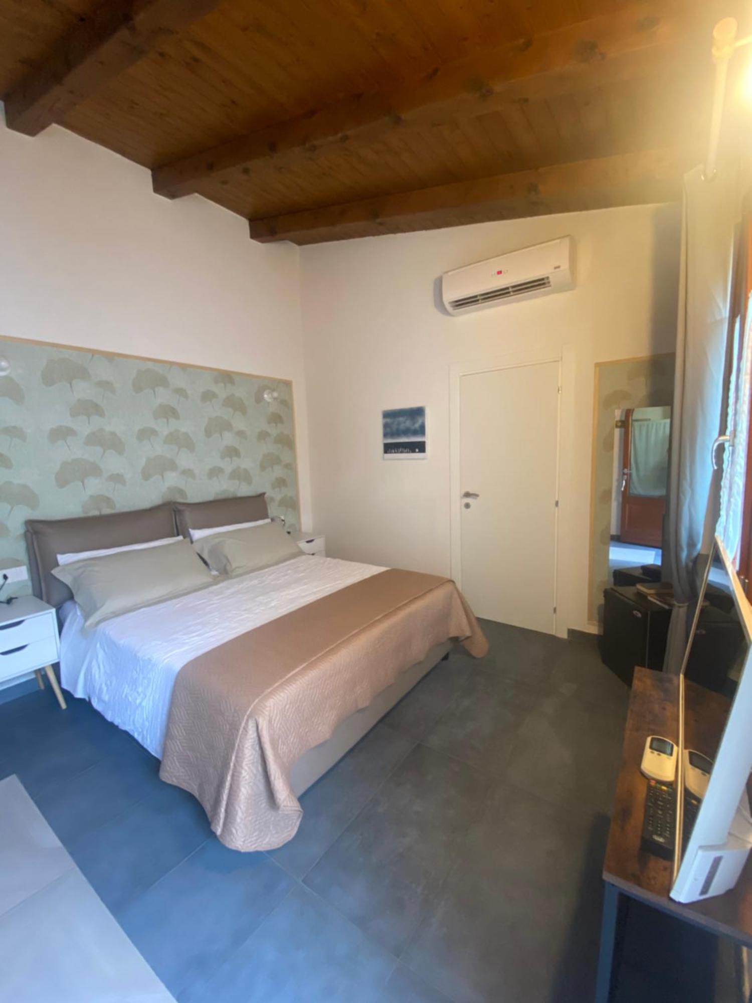 Casa Raffaela Hotel Marina Di Pisa Exterior foto